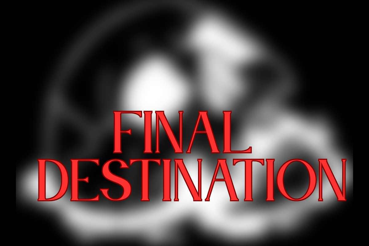 La scritta in rosso di Final Destination, sullo sfondo un teschio bianco
