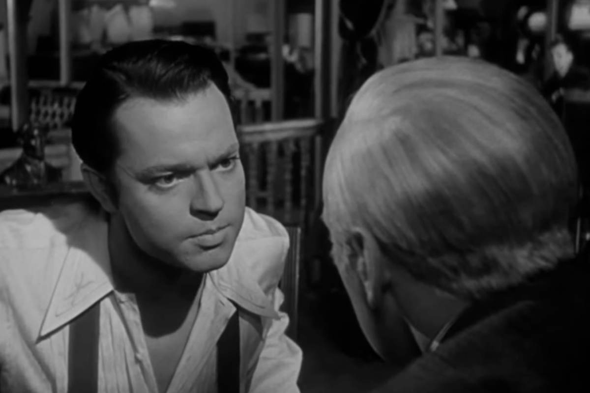 Orson Welles in una scena del film