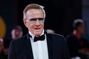 christopher lambert con gli occhiali da sole
