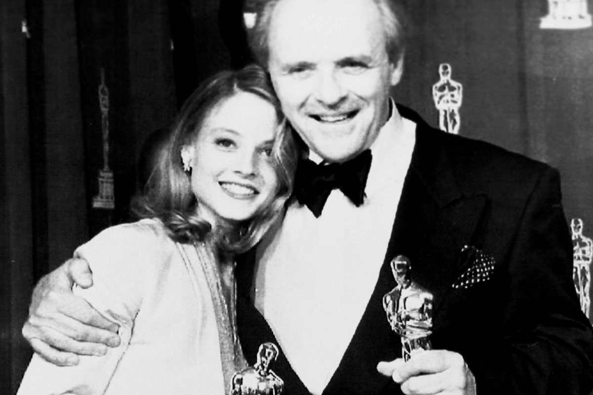 Jodie Foster e Anthony Hopkins durante la notte degli Oscar