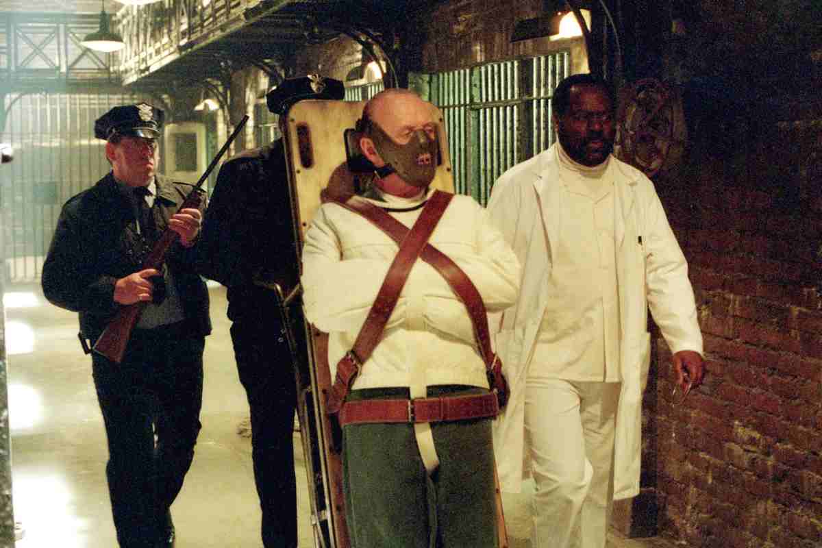 Anthony Hopkins con l'abito da scena