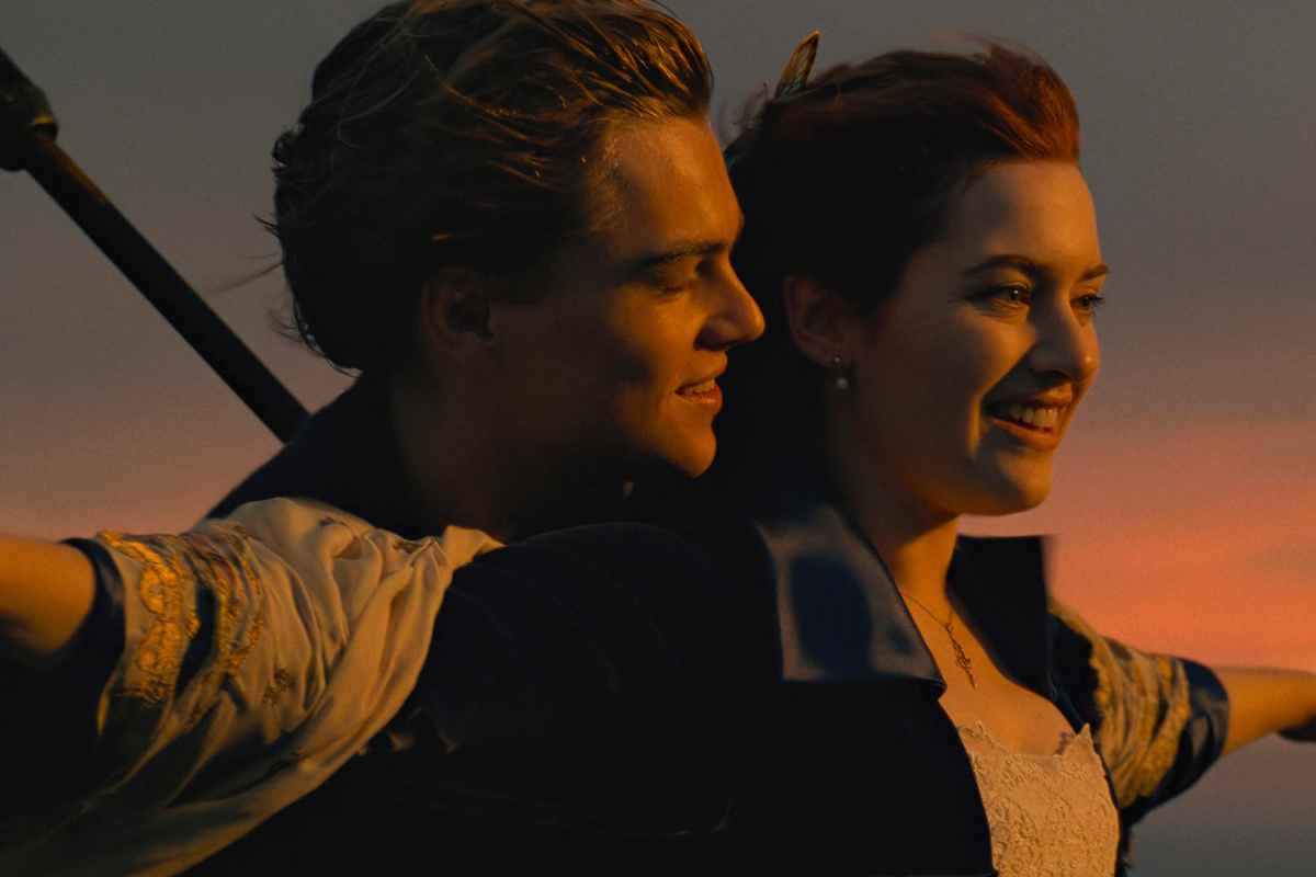Leonardo DiCaprio e Kate Winslet in una scena di Titanic
