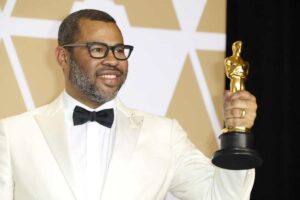 jordan peele con l'oscar