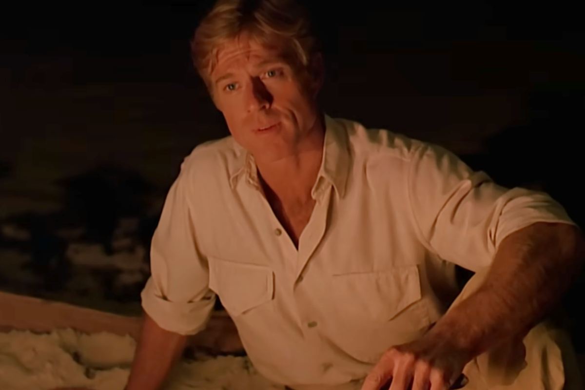 Robert Redford in una scena del film La mia Africa
