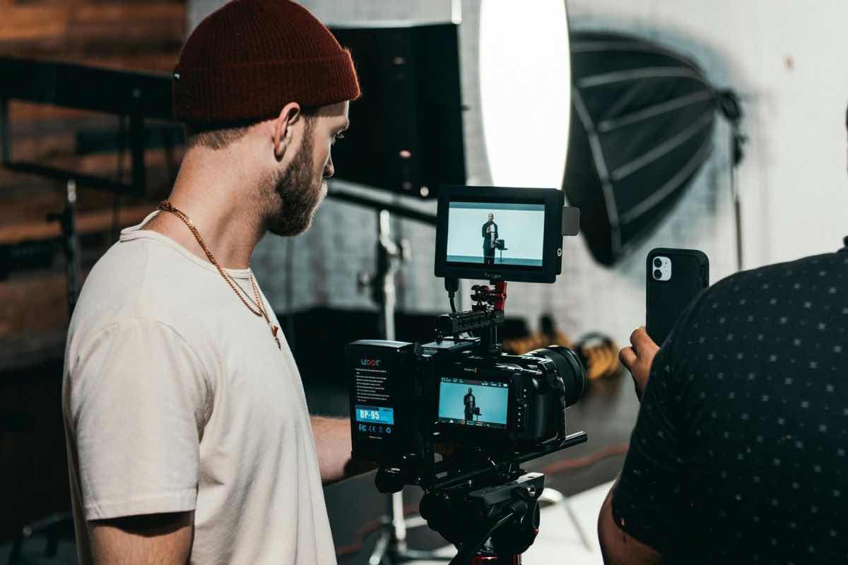 Regista dietro la camera