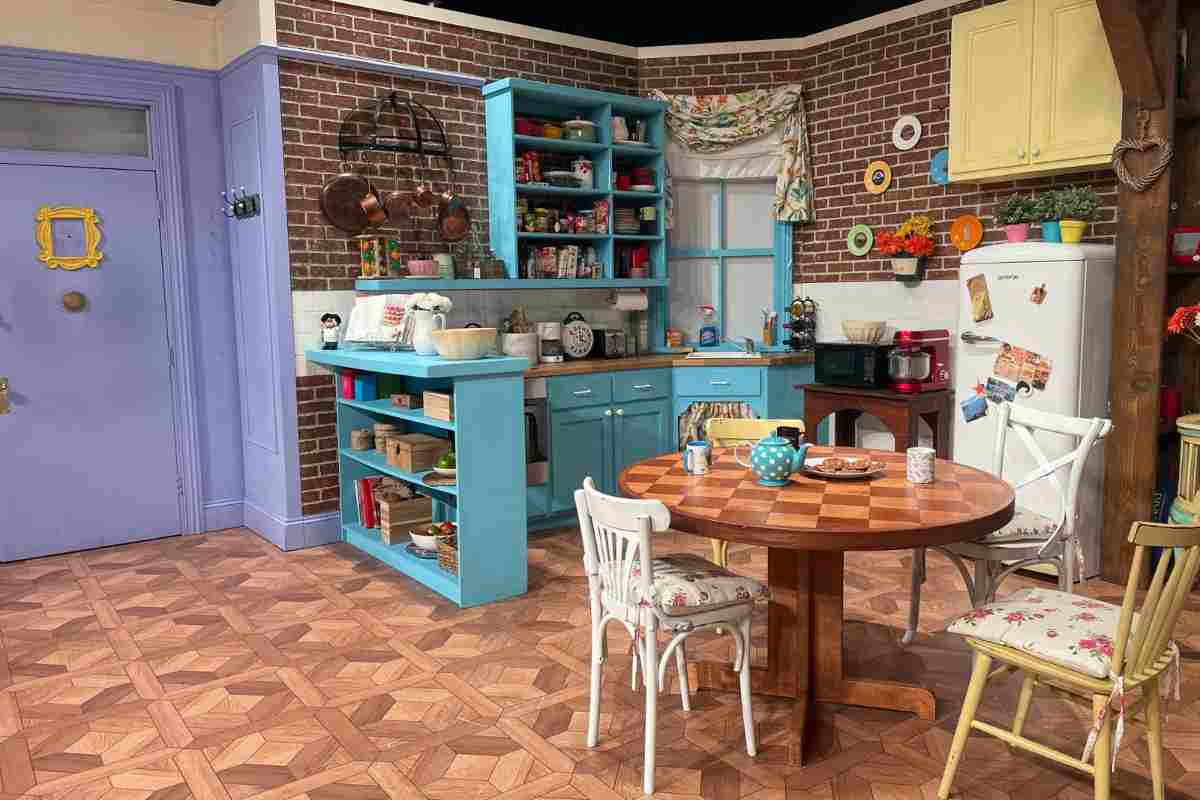 La cucina dell'appartamento di Monica in Friends