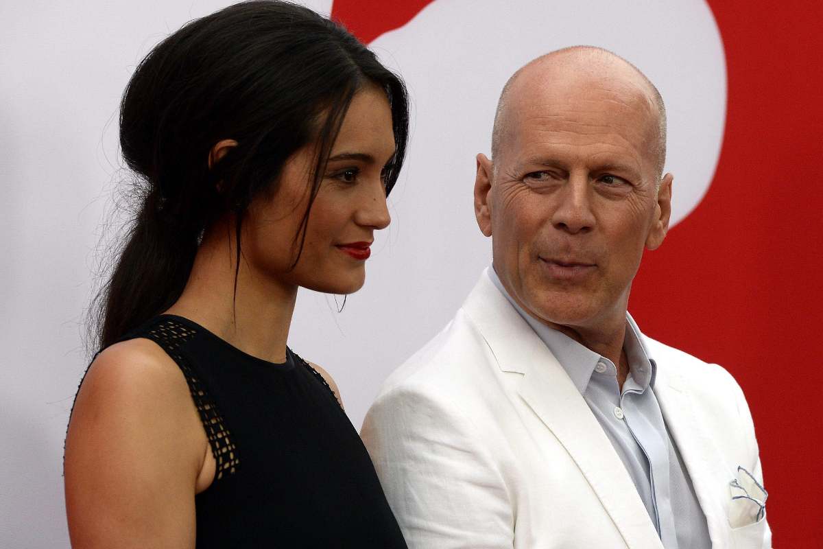 Bruce Willis e Emma Heming sul red carpet