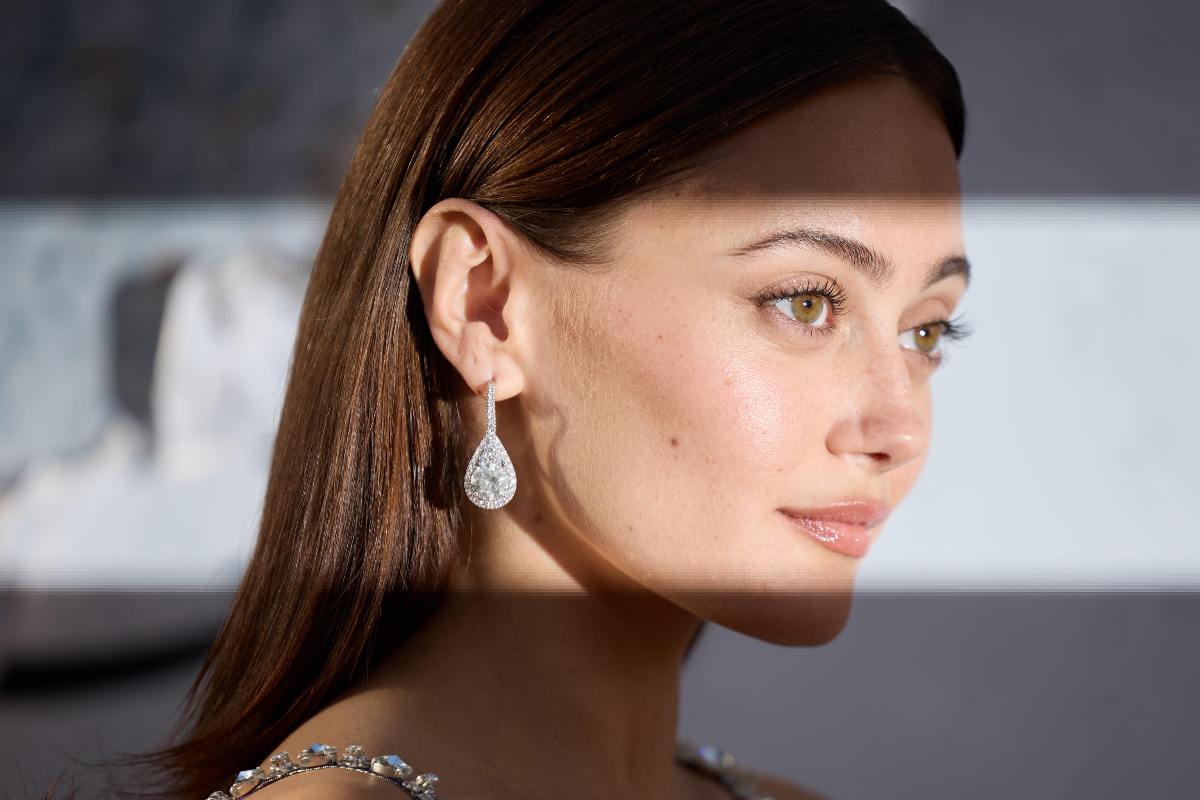 Primissimo piano di Ella Purnell