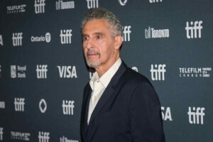 John Turturro in posa per i fotografi