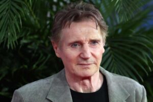Primo piano di Liam Neeson