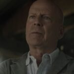 Bruce WIllis in una scena di Assassin, l'ultimo film interpretato