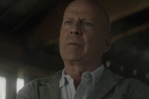 Bruce WIllis in una scena di Assassin, l'ultimo film interpretato