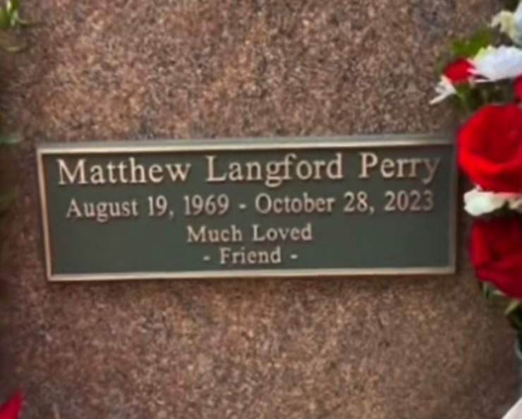 La lapide di Matthew Perry 