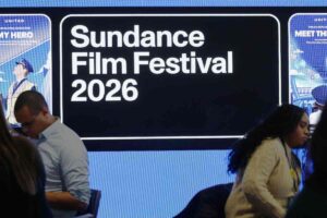 Il cartello in nero con scritta bianca de Sundance Festival 2026