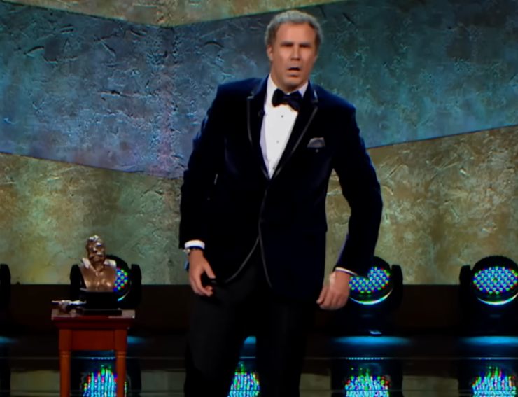 Will Farrell in smoking ad un evento su un palco