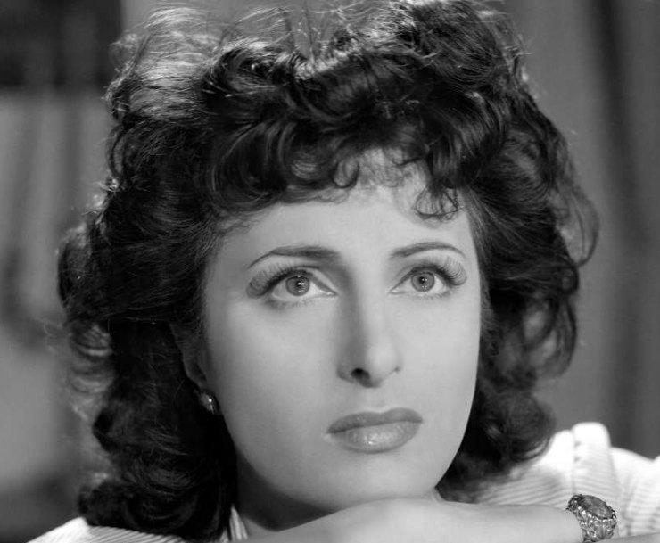 Primo piano in bianco e nero di Anna Magnani