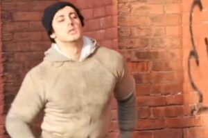 Anthony Ippolito nei panni di Stallone