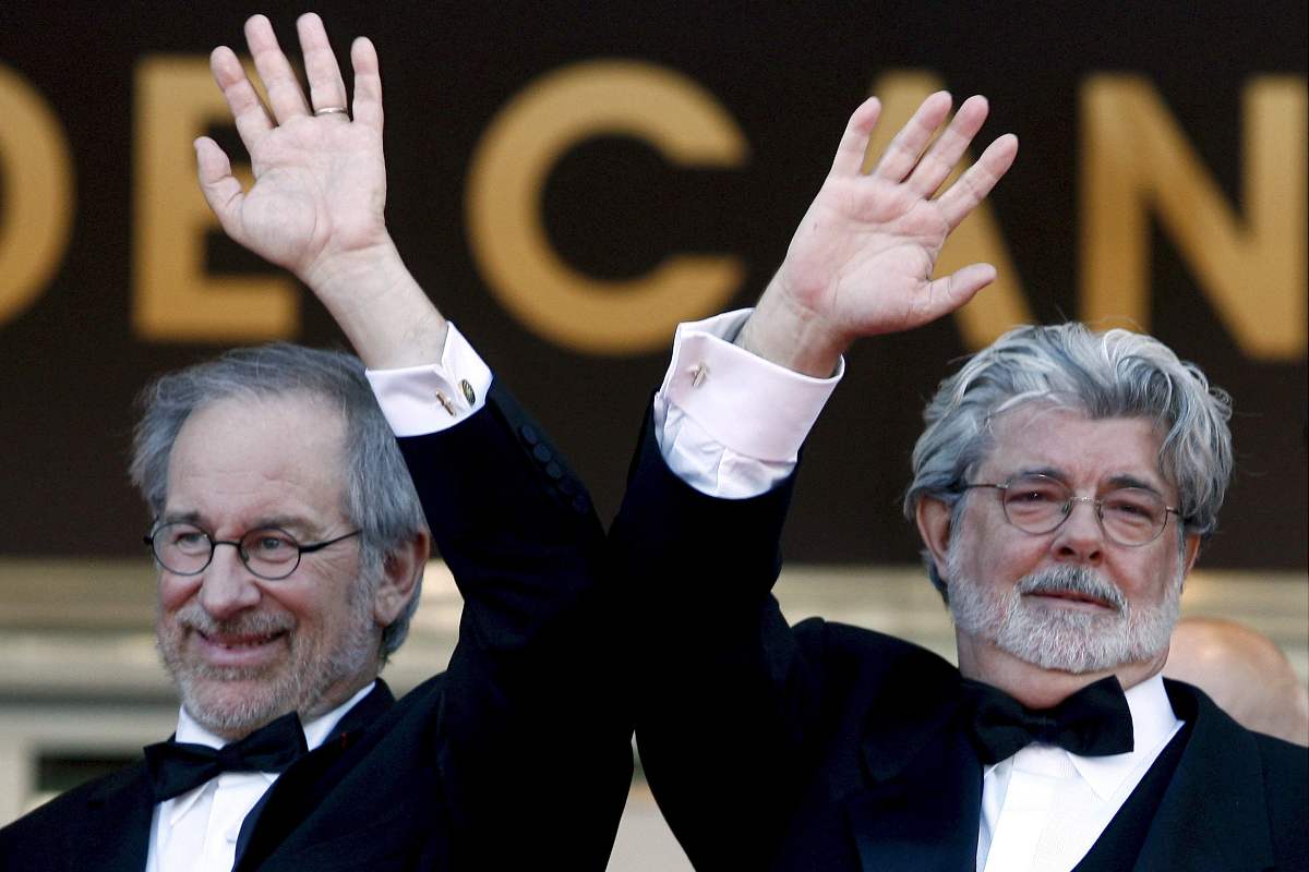 Steven Spielberg e George Lucas salutano 