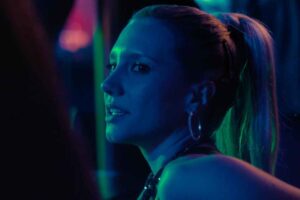 Lorena Comperato in una scena di Elize